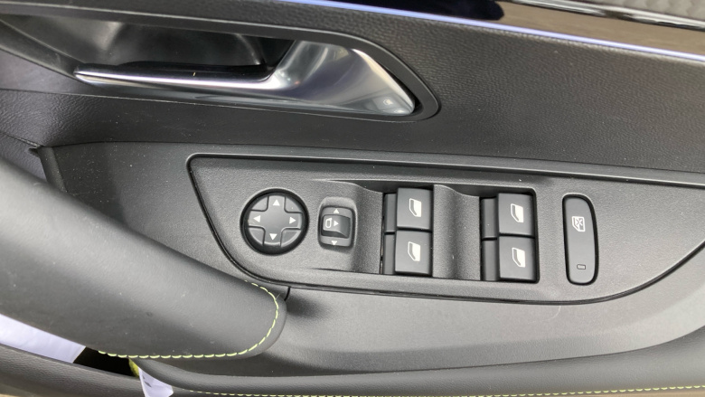 Peugeot 2008 100kW GT 50kWh 5dr Auto Electric Estate